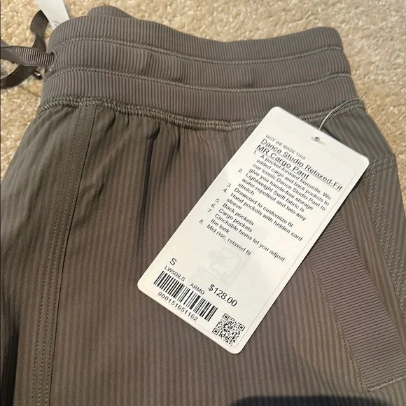lululemon Dance Studio Relaxed Fit Cargo Pant - Picture 2 of 2